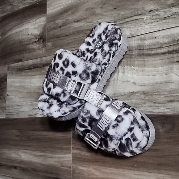 UGG Fluffita Fur Platform Slide Sandals Panther Print Sheepskin Adjustable - Picture 3 of 5